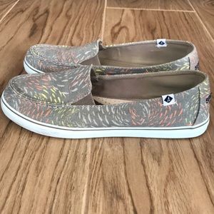 Sperry taupe shower with yellow & orange design